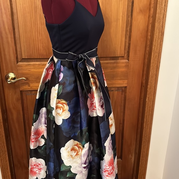 Spring Pageant Gown - Picture 4 of 9